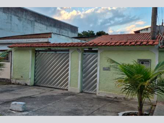Casa em Nova Iguaçu com 91m² de área construída