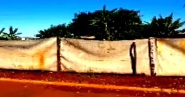 Terreno 902m² - Desocupado