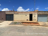 Casa em Montes Claros com 2 quartos e 56m²