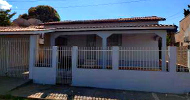 Casa Ocupada com 155m² Construída em Nortelândia-MT