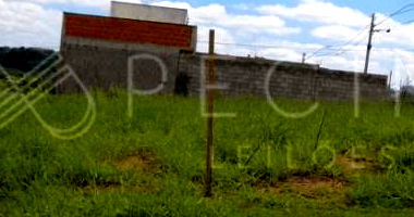 Terreno em Loteamento Fechado com 357,62m²