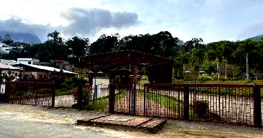 Terreno em Condomínio Green Life Club com 643m²
