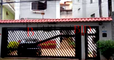 Casa com 149,5m² área total, 138,65m² construída, ocupada