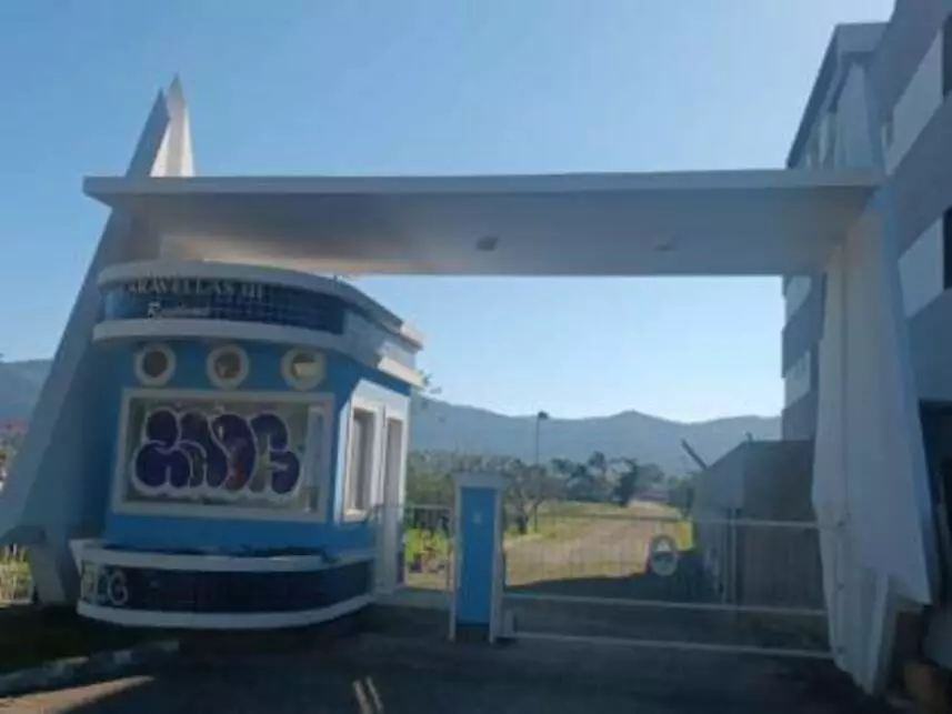 Lote em condomínio, 390m² de terreno