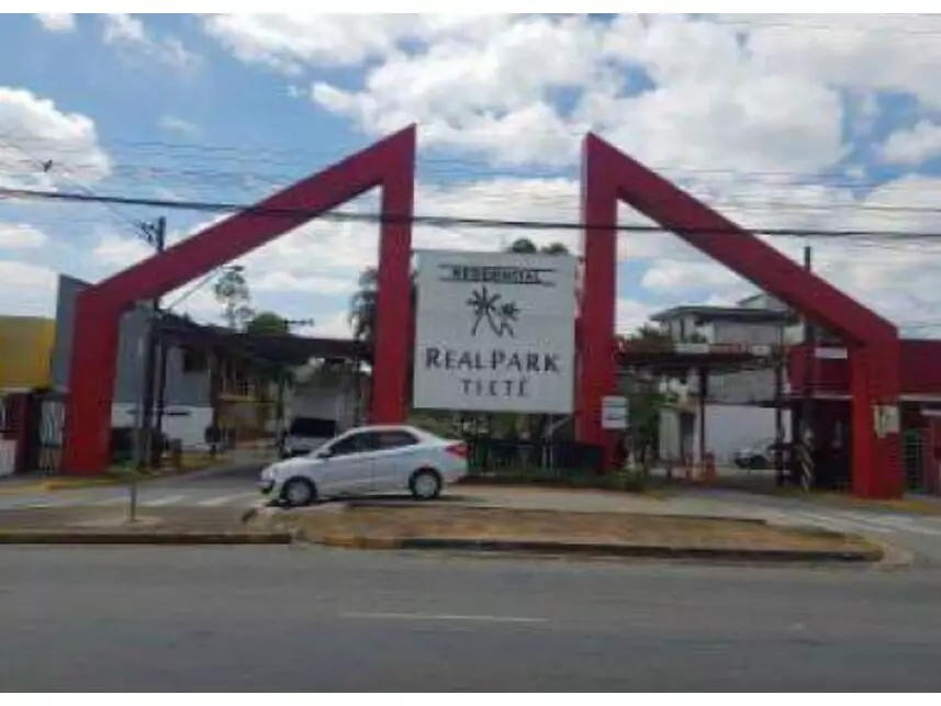 Casa em leilão com 3 quartos e 2 banheiros