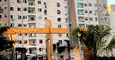 Apartamento com 2 quartos em Lauro de Freitas