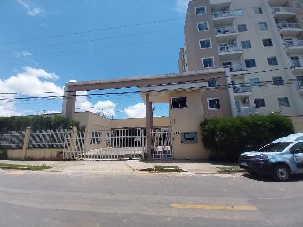 Apartamento com 2 quartos, 2 banheiros e 1 vaga de garagem