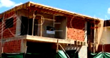 Terreno em Parque do Distrito com 295m²