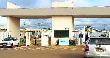 Casa com 2 quartos, 1 vaga de garagem, 40.61m²