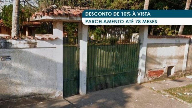 Casa com 5.000 m² de terreno e 410 m² construída, imóvel ocupado