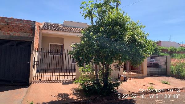 Casa com 51,05m² de área privada e 125,66m² de terreno