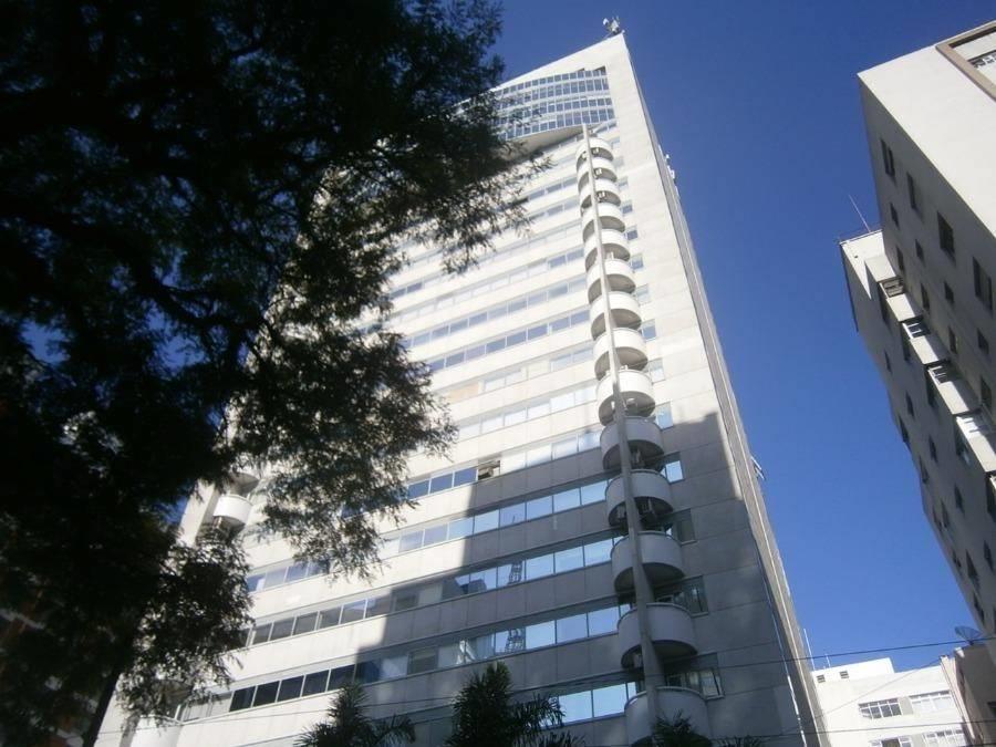 Sala Comercial com 28m², ocupada, ideal para investimento