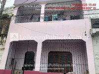 Casa com 5 quartos, 2 banheiros, 187,77m² construída, desocupada
