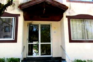 Apartamento com 2 Quartos e Vaga Descoberta em Condomínio