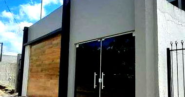 Casa com 300m² construídos, ocupada