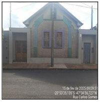 Casa ampla com 3 quartos, 2 banheiros e 476m² de terreno