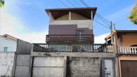 Casa com 6 Quartos e 5 Banheiros - 356 m² -