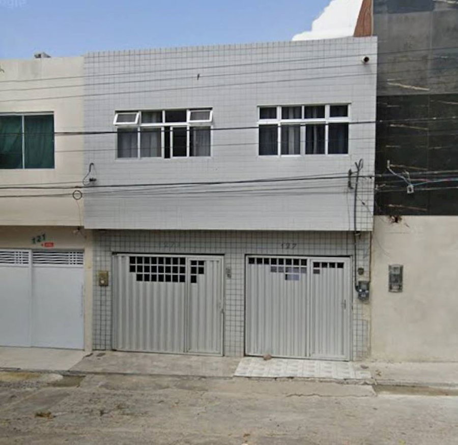 Casa Ocupada no Centro com 3 Quartos e 56m² de Área Construída