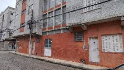 Apartamento 65 m² com 2 Quartos no Centro de Pelotas
