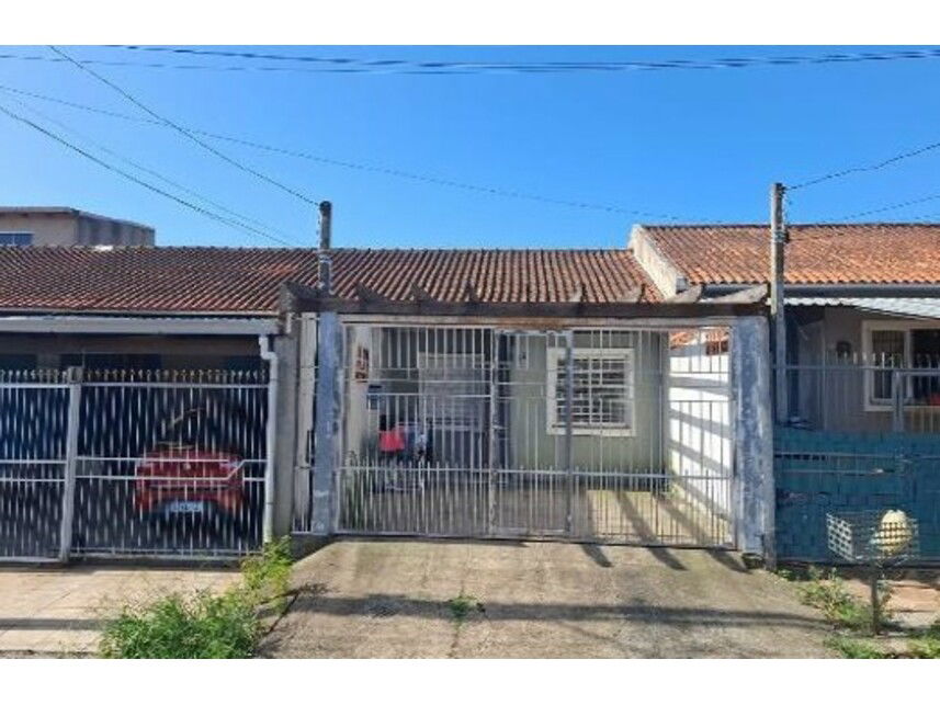 Casa em Condomínio com Quintal - Chácara das Rosas