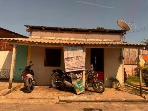 Casa com 3 Quartos e 1 Banheiro em Parintins
