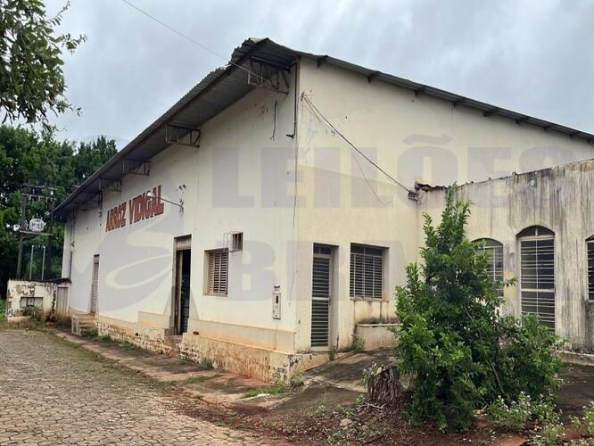 Galpão Comercial com Máquina de Arroz em Goiânia