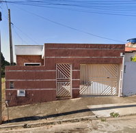 Casa com 2 dormitórios e área gourmet em Capela do Alto