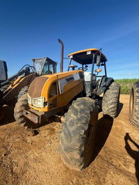 Trator Valtra BM 100 S 4x4, 2012