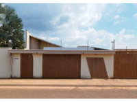 Casa em leilão com 336m² de área construída