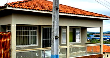 Casa com 3 quartos em Monsenhor Paulo - MG