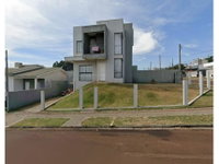 Sobrado com 2 quartos, 181,92m² de terreno