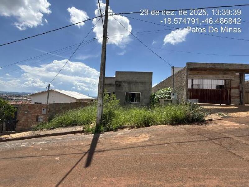 Terreno com Projeto Residencial em Patos de Minas