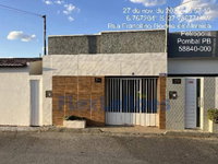 Casa com 2 Quartos, 2 Banheiros, 89,9m² de Área Construída