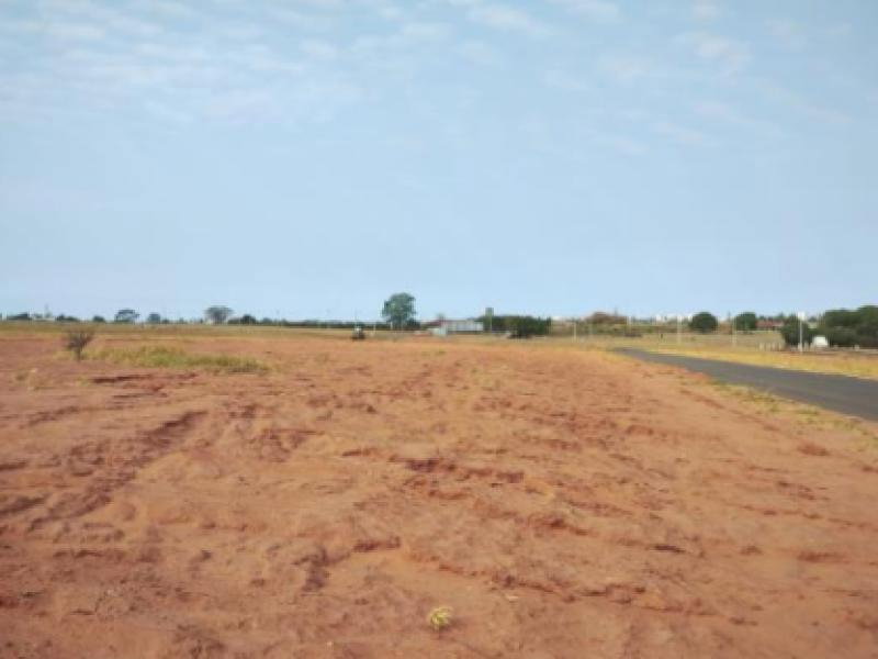 Lote em Marília/SP com 240m² -