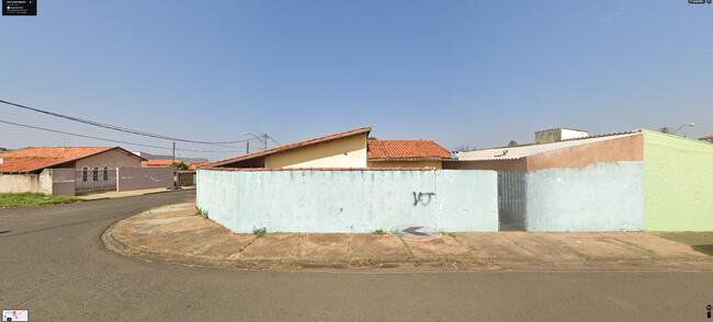Terreno com 2 Casas Independentes em Avaré