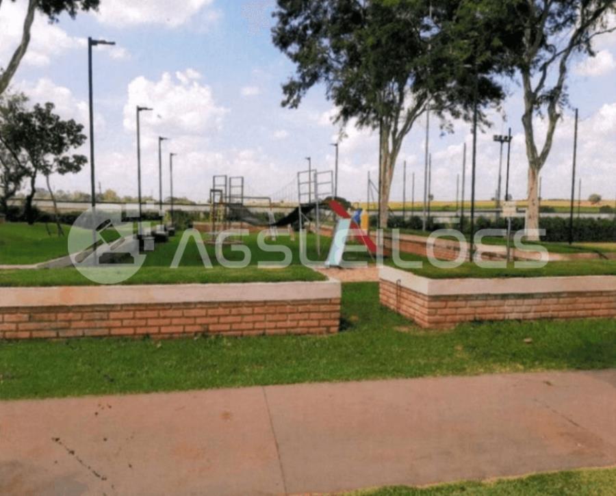 Terreno com 1.000m² A.P. e 1.319m² A.T. em Birigui