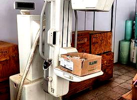 Mamógrafo GE Medical Systems Senographe DMR - Ano 2000