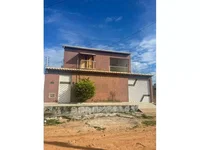 Casa com 256m², 1 vaga, ocupada, em Mauriti/CE