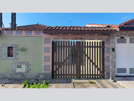 Casa ocupada com 58,13 m² construídos