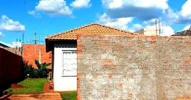 Casa aconchegante com 45,47m² construída em terreno de 200m²