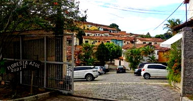 Casa Duplex em Niterói com 2 Quartos e Vaga de Garagem