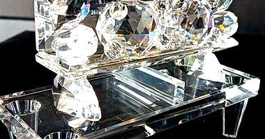 BEARS ON A BENCH (ASFOUR CRYSTAL)