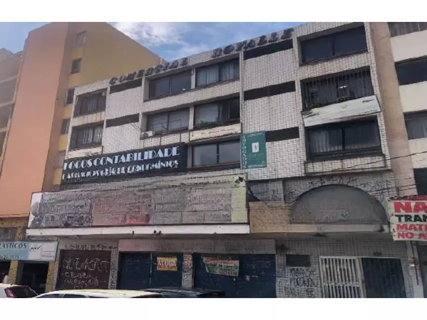 Sala Comercial em Leilão - Taguatinga Centro, Brasília