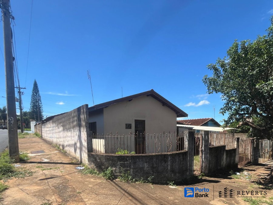 Casa ocupada com 222,62 m² e 1 quarto