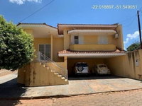 Casa padrão com 3 quartos, 2 banheiros, 1 vaga, 218m² construída