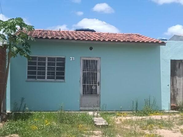 Casa com 2 quartos, 1 banheiro, 46,3m² área privativa, 1 vaga