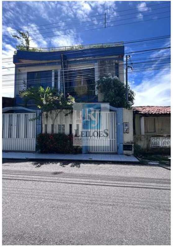 Casa com 3 quartos em Aracaju/SE