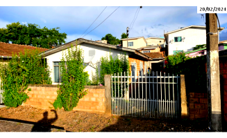 2 Casas com 108m² em terreno de 275m², desocupadas