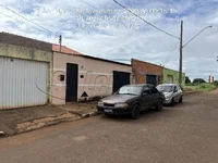 Casa com 2 quartos em Monte Carmelo - 90m²