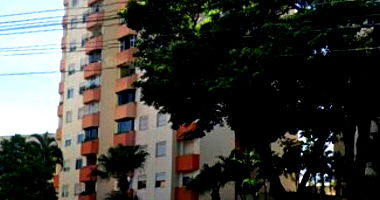 Apartamento 303 no Parque Residencial Guaicurus com 1 vaga